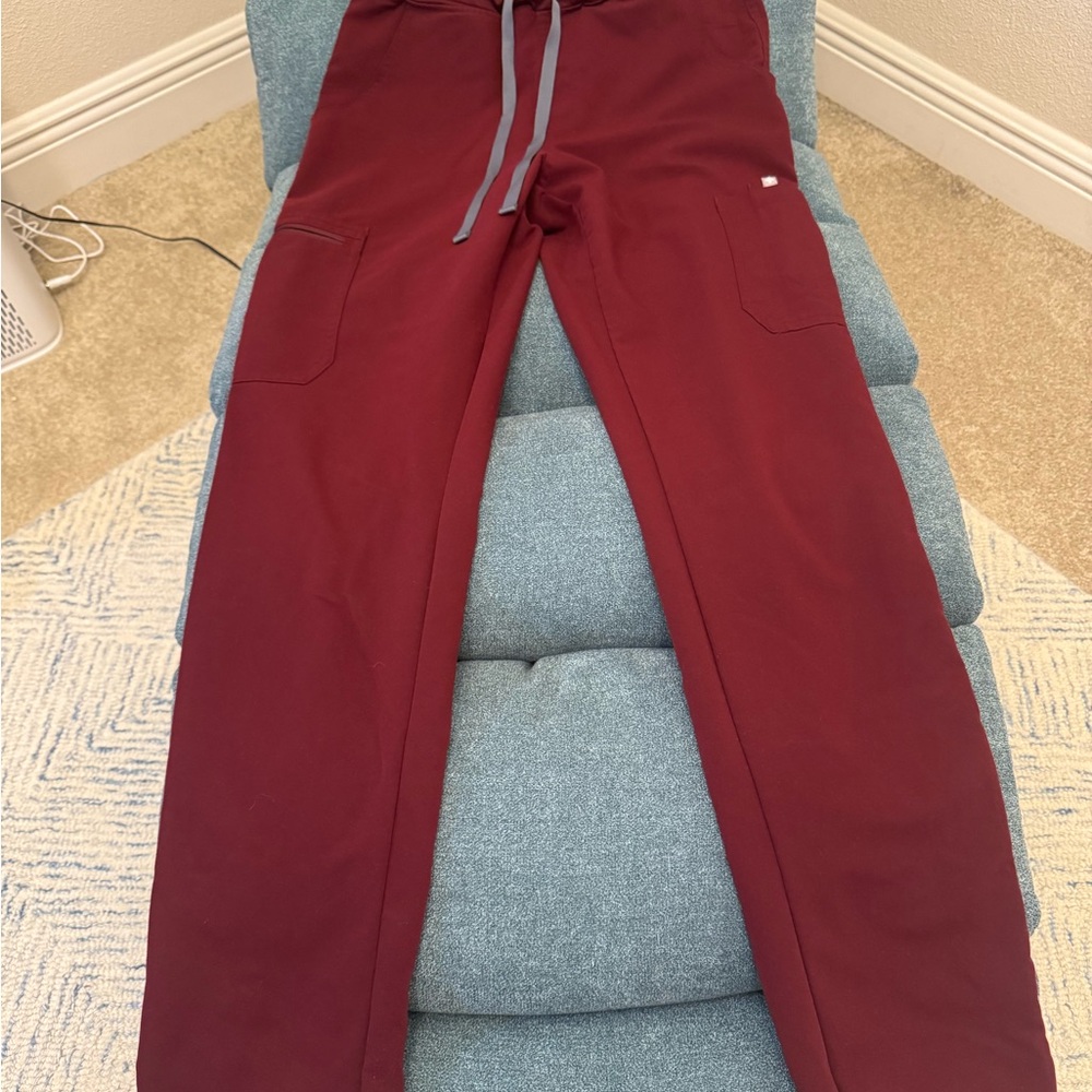 Figs Burgundy Yola High-Waisted Skinny Scrub Pants S/T